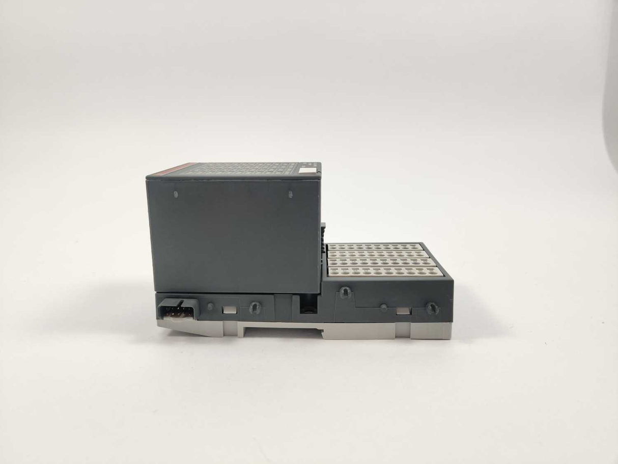 ABB 1SAP440500R0001 DC523-XC Digital Input/Output Module