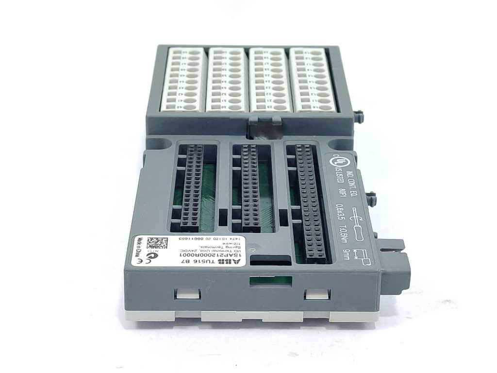 ABB 1SAP212000R0001 IO Terminal Unit for Analog and 24 VDC Digital Modules
