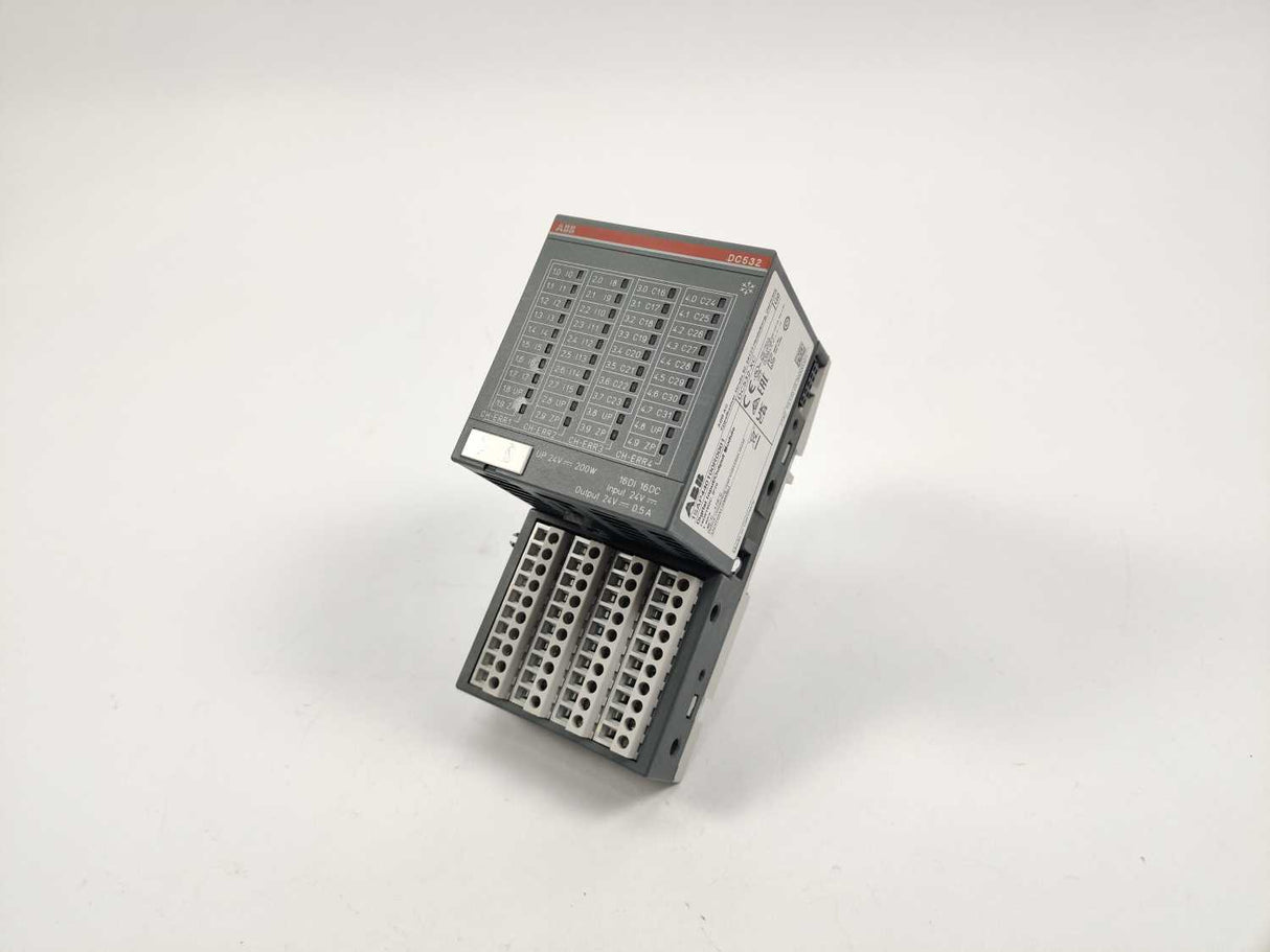 ABB 1SAP440100R0001 DC532-XC, Digital Input/Output Module