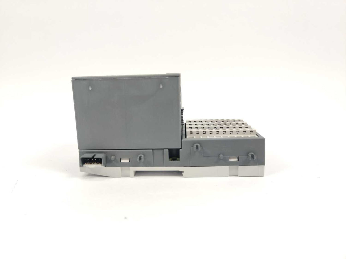 ABB 1SAP440100R0001 DC532-XC, Digital Input/Output Module