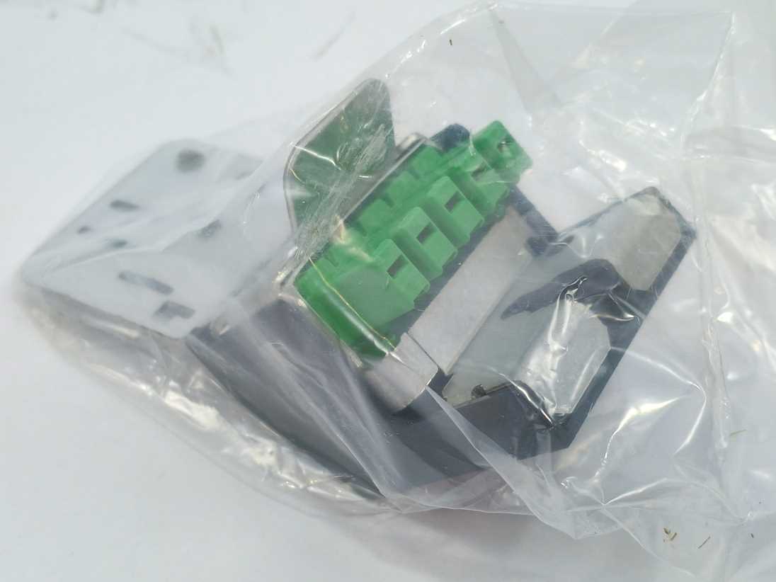 Schneider Electric ATV320U11M2B Altivar AC speed drive