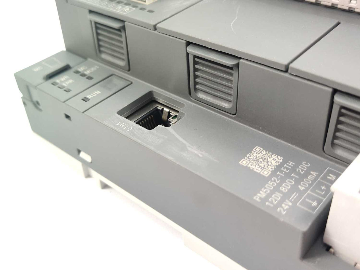 ABB 1SAP124000R0072 PM5052-T-ETH Processor module. Memory 4MB.
