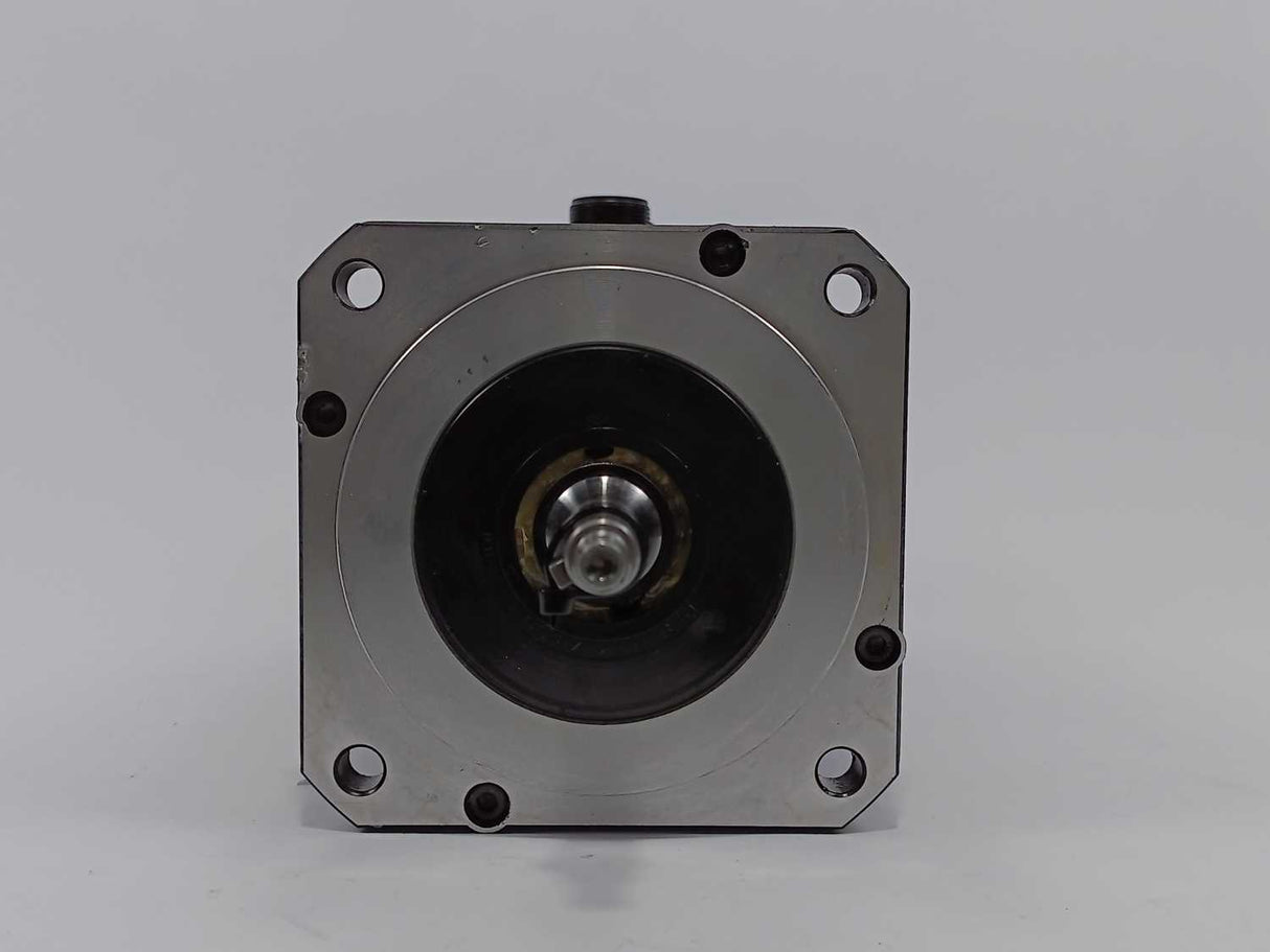 Fanuc A06B-0127-B075 AC Servo Motor a6/2000 1.0kW. Defective