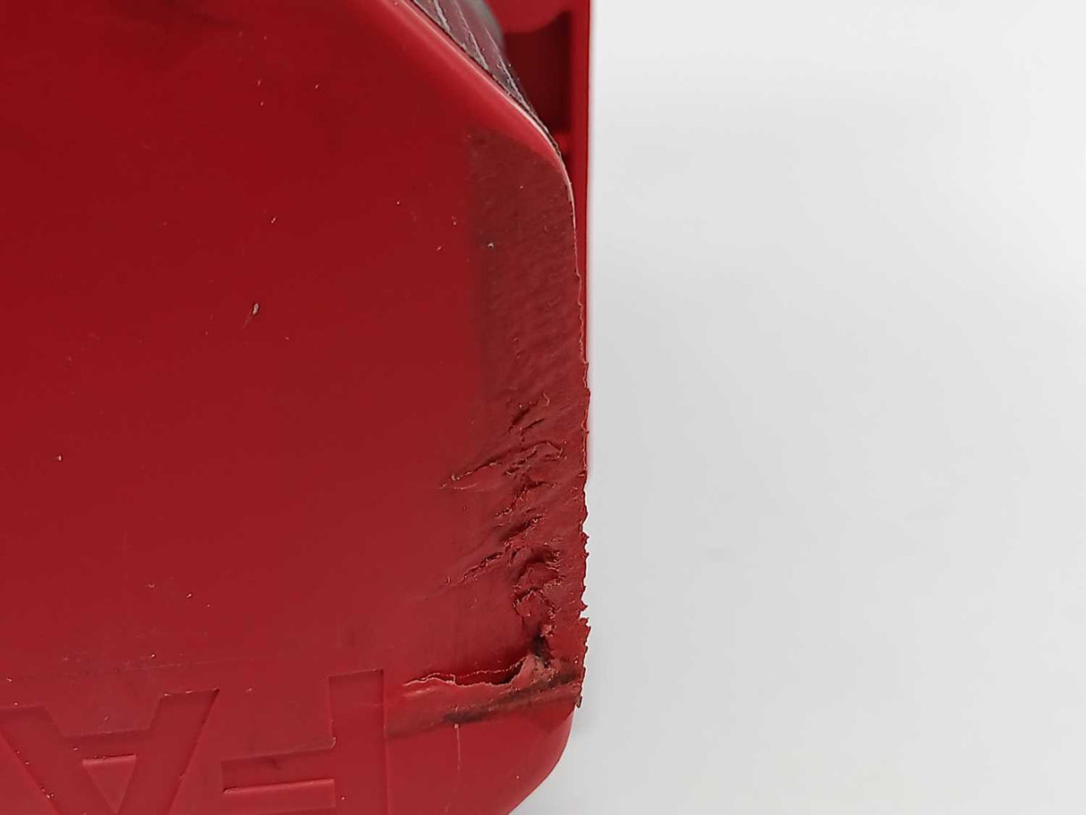 Fanuc A06B-0127-B075 AC Servo Motor a6/2000 1.0kW. Defective