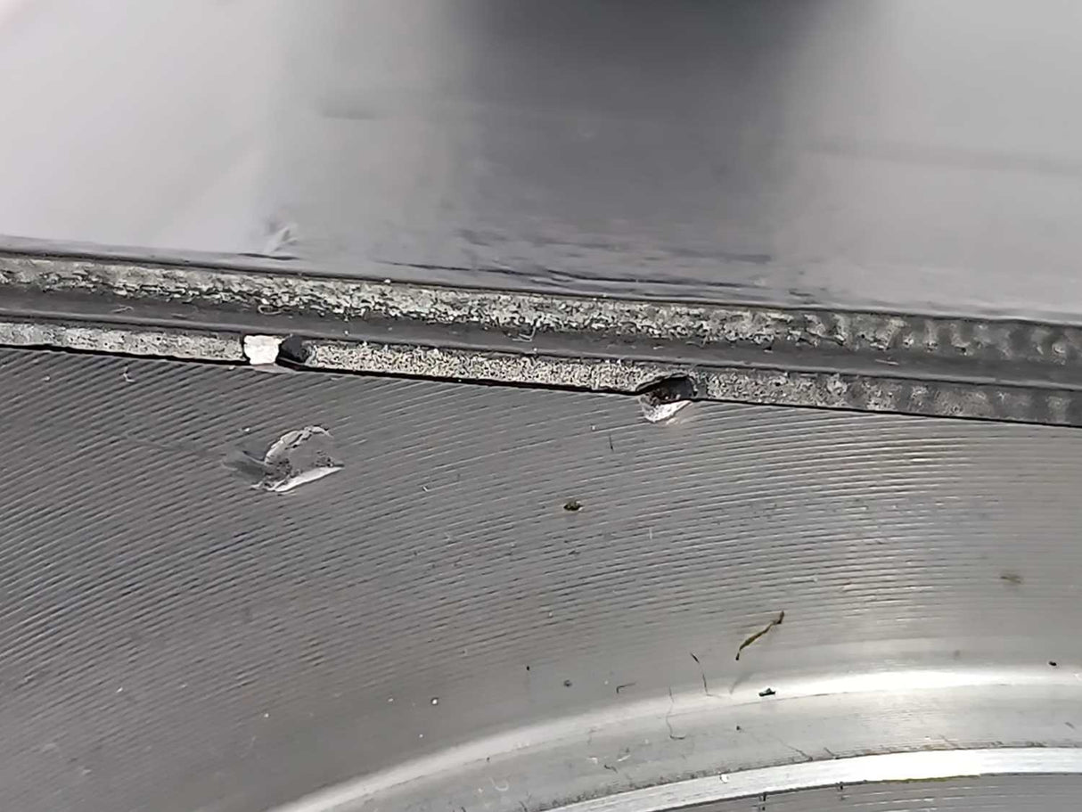 Fanuc A06B-0127-B075 AC Servo Motor a6/2000 1.0kW. Defective