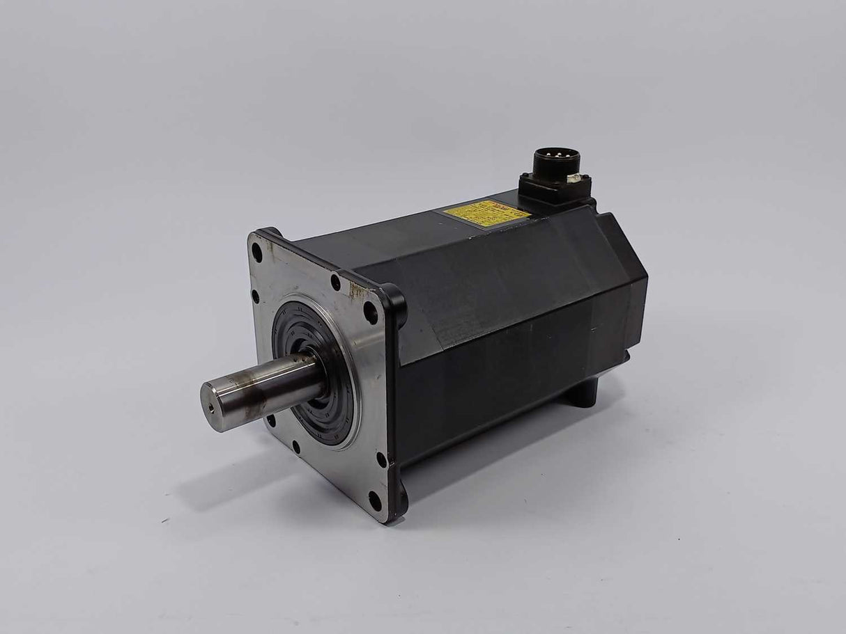 Fanuc A06B-0148-B075 AC Servo Motor a22/3000 4,4kW. missing encoder