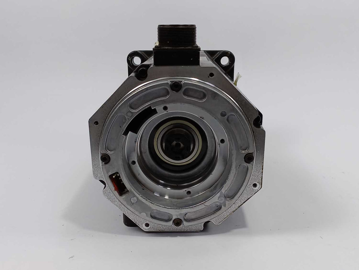 Fanuc A06B-0148-B075 AC Servo Motor a22/3000 4,4kW. missing encoder