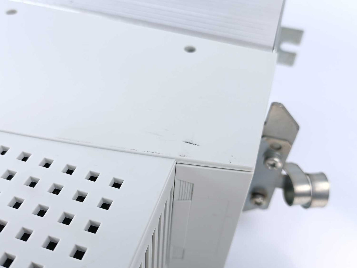LENZE EVS9324-ETV004 13432230 Servo Drive 0-480Hz