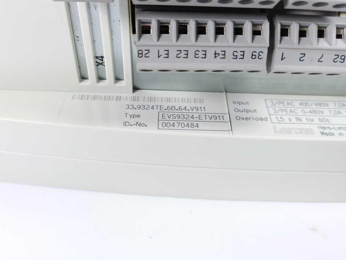 LENZE EVS9324-ETV911 00470484 Servo Drive