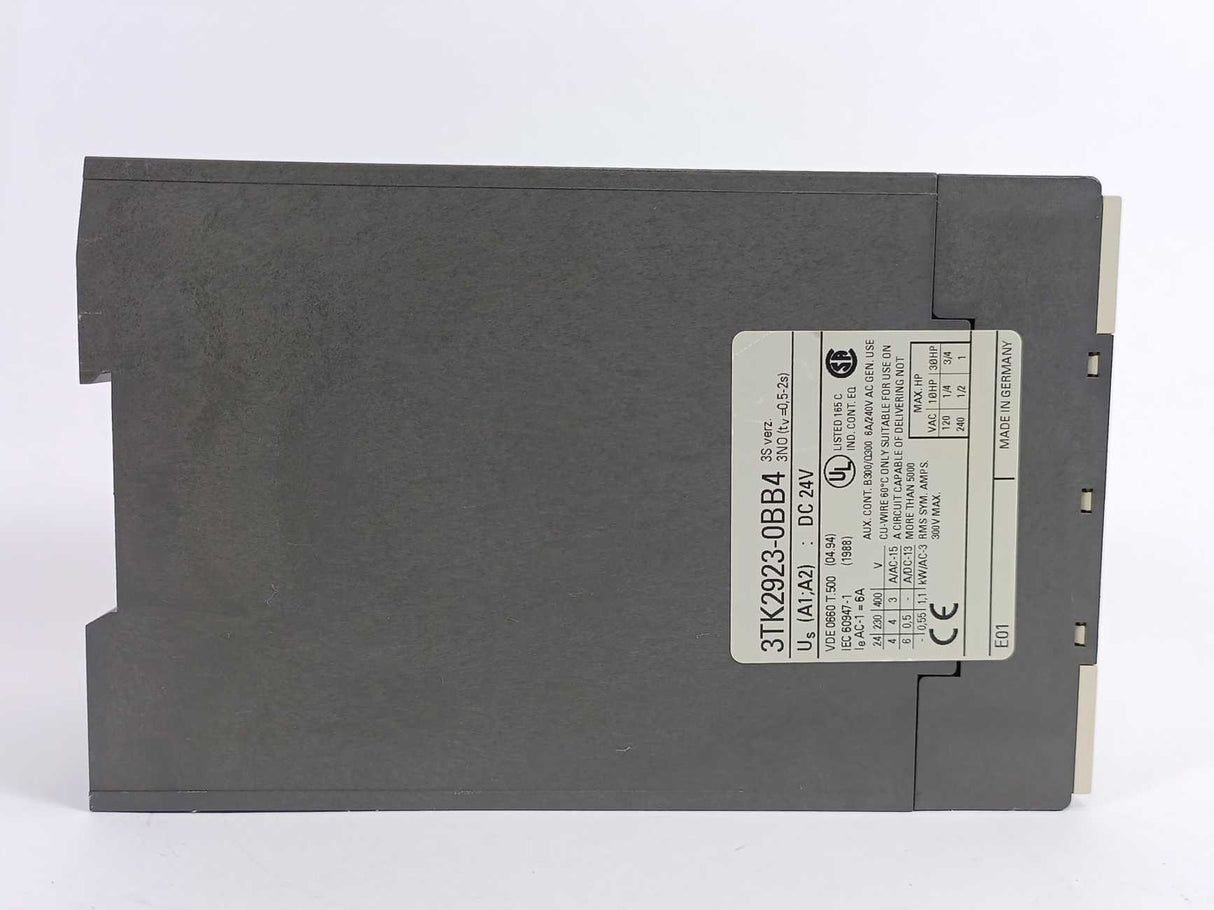 Siemens 3TK2923-0BB4 24VDC Delay Module