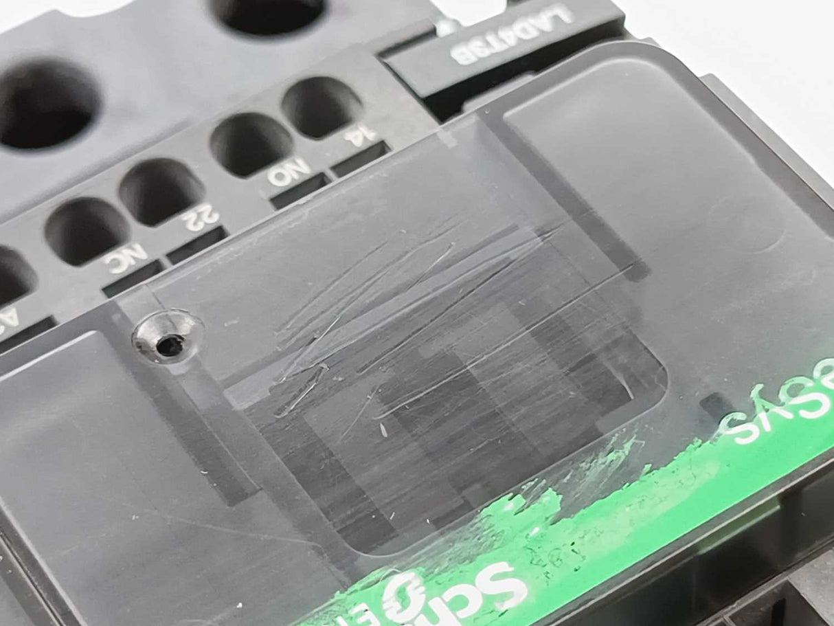 Schneider / Telemecanique LC1D40A3BD 3 Pole Contactor 440V-40A-24VDC coil