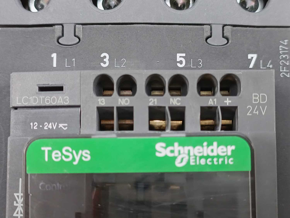 Schneider / Telemecanique LC1DT60A3BD 4 Pole Contactor 440V 60A 24VDC Coil