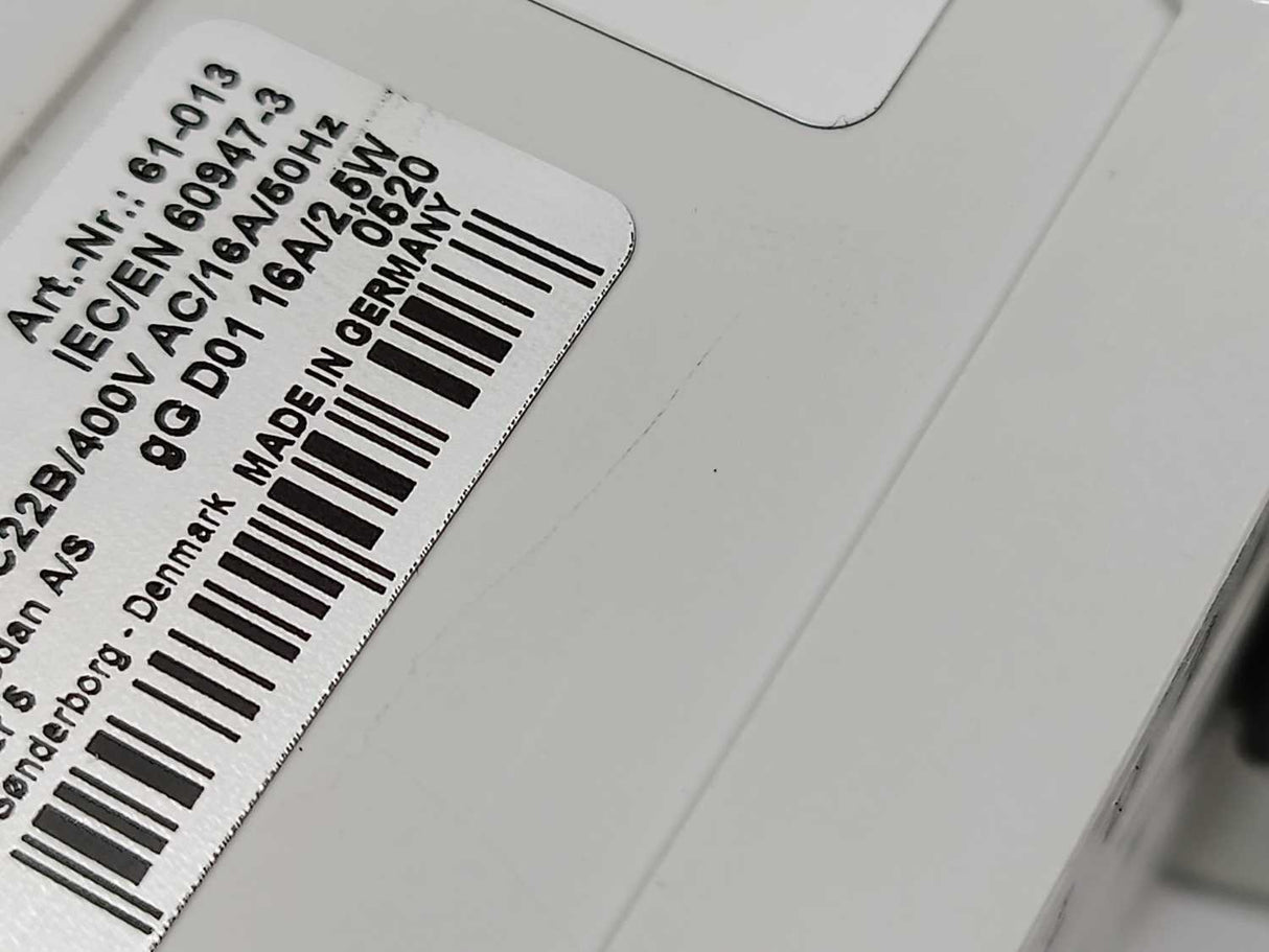 Niko / Servodan 61-013 Group Switch 2-16 A, 3 pol.