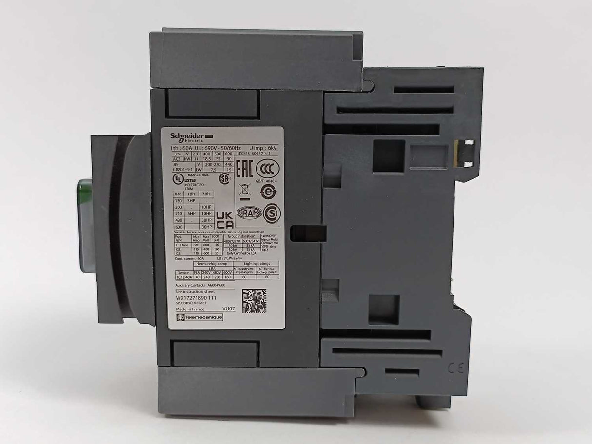 Schneider Electric LC1D40A3BD 3 Pole Contactor 440V-40A-24VDC coil