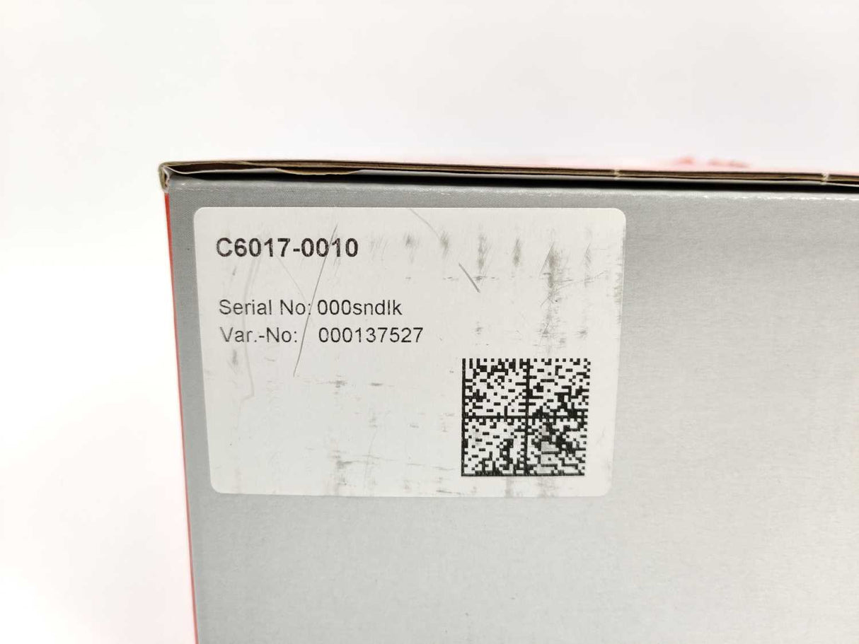 Beckhoff C6017-0010 Ultra-compact Industrial PC serial: 000sndlk