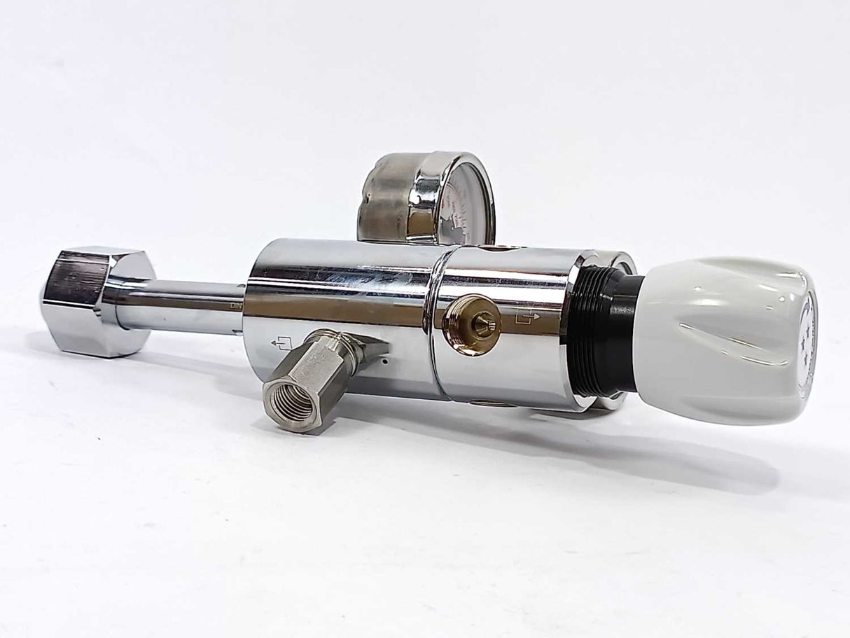 K. V. Gasteknik A/S DL 230-3 Two-stage cylinder pressure regulator