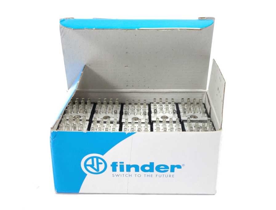 Finder 55.34.9.024.0074 10x 24V DC Relays
