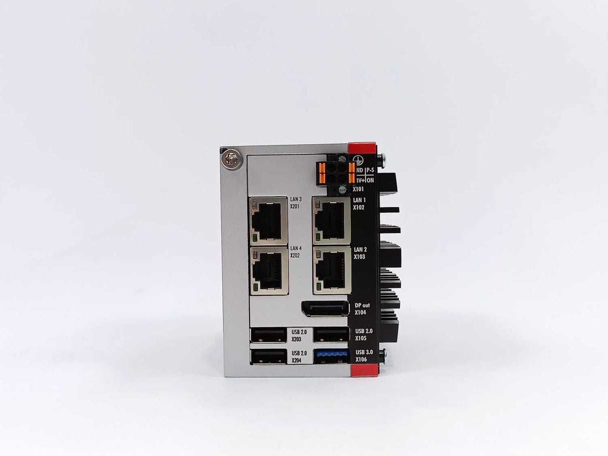 Beckhoff C6017-0010 Ultra-compact Industrial PC serial: 000sbmf3