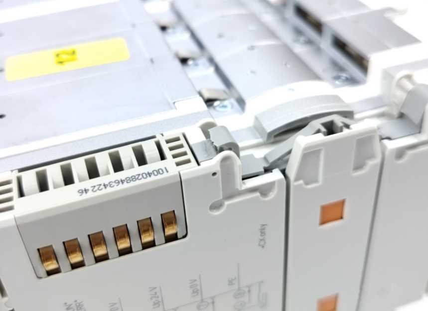 Beckhoff CX5120-0175 000102640 Embedded PC with Intel Atom E3815