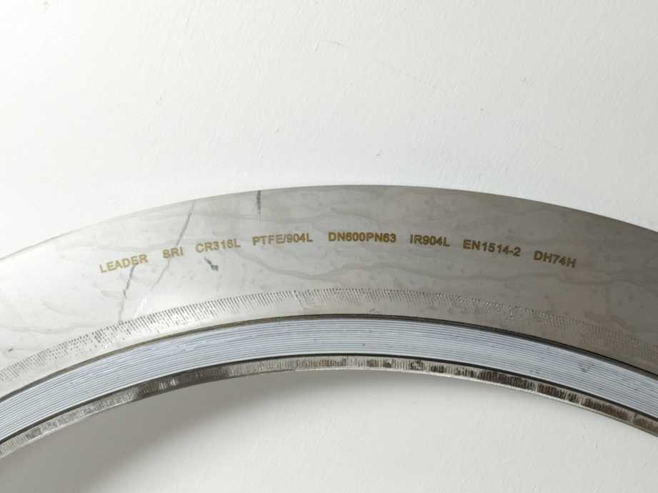 LEADER SRI CR316L PTFE/904L DN600PN63 DH74H Spiral Wound Gasket 4 Pcs.