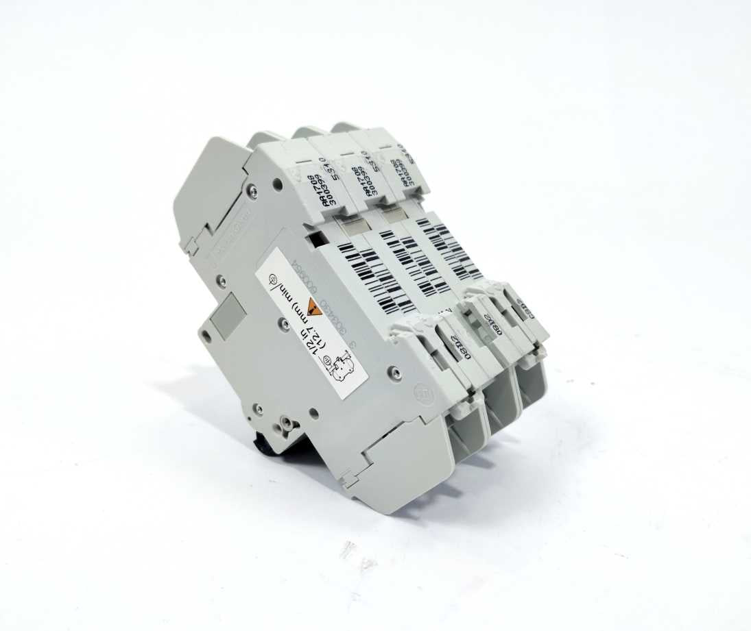 Schneider Electric 60195 C60 Miniature Circuit Breaker 3P - 15A - D Curve