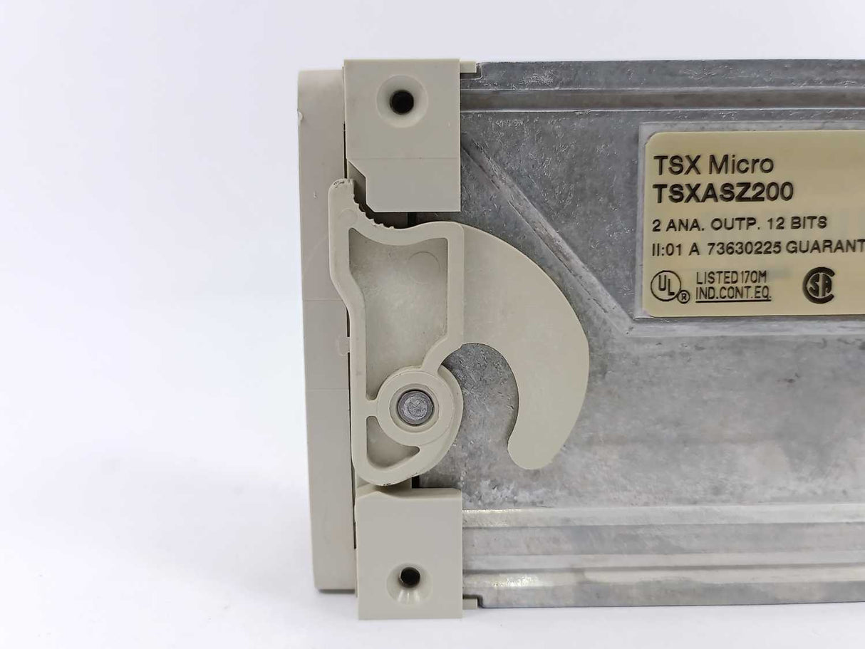 Schneider Automation TSXASZ200 TSX Micro 2 analogue output