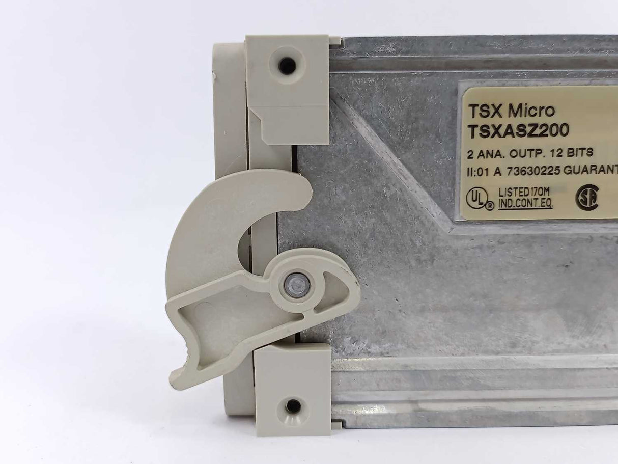 Schneider Automation TSXASZ200 TSX Micro 2 analogue output