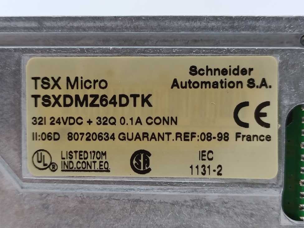 Schneider Automation TSXDMZ64DTK 32I 24VDC + 32Q 0.1A CONN