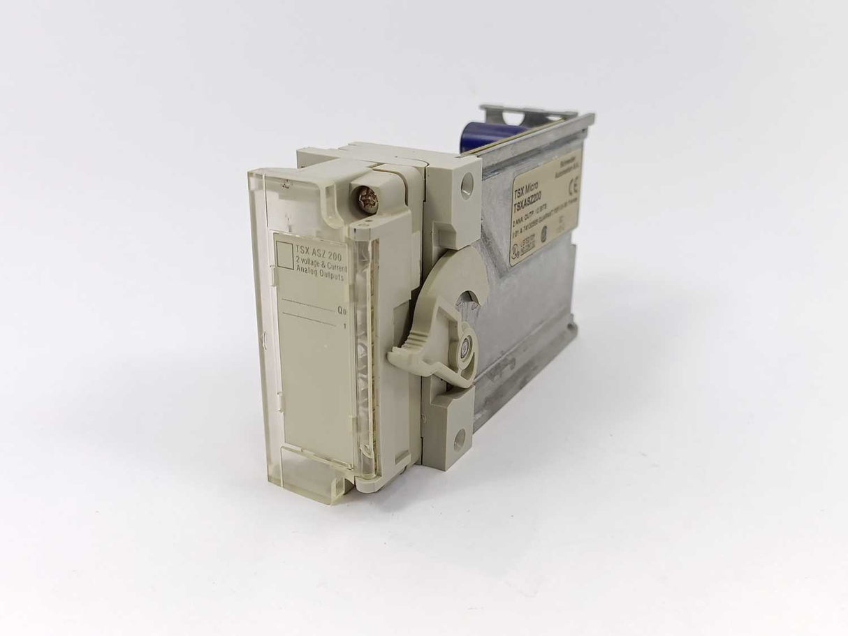 Schneider Automation TSXASZ200 TSX Micro 2 analogue output w/ connector
