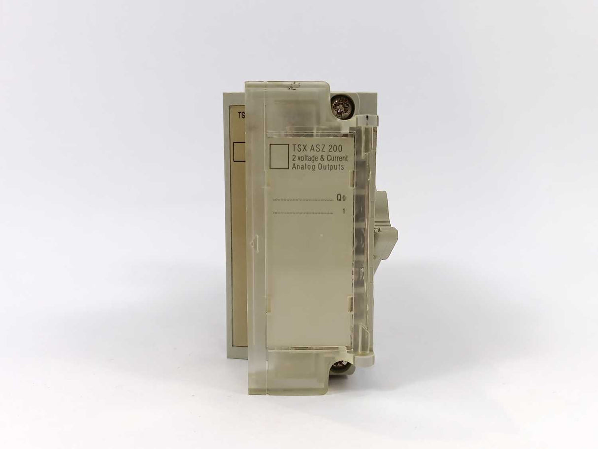 Schneider Automation TSXASZ200 TSX Micro 2 analogue output w/ connector