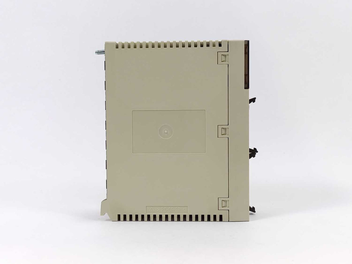Schneider TSXDSY32T2K Discrete Output Module Modicon Premium