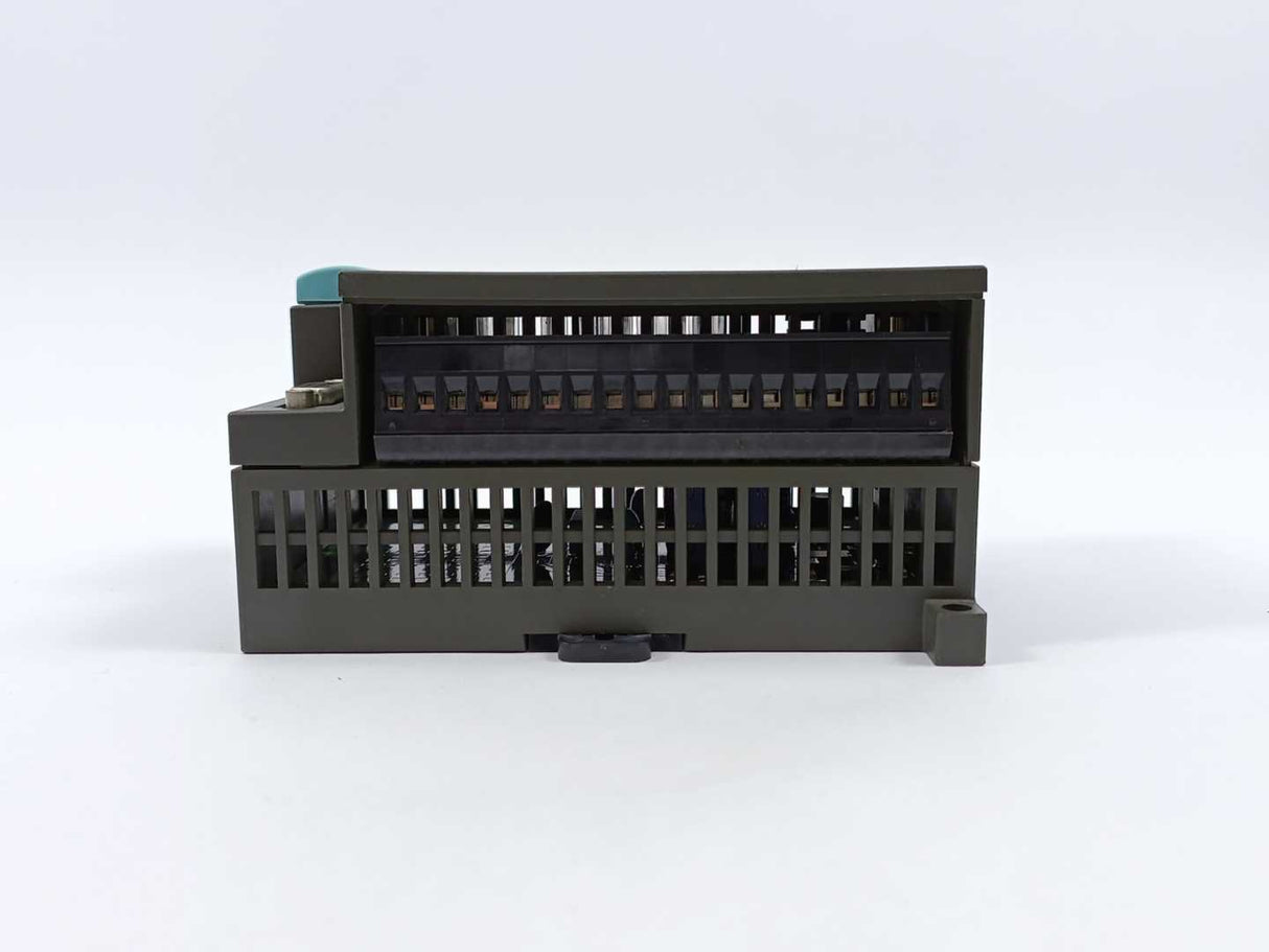 Siemens 6ES7214-1AD22-0XB0 SIMATIC S7-200, CPU 224