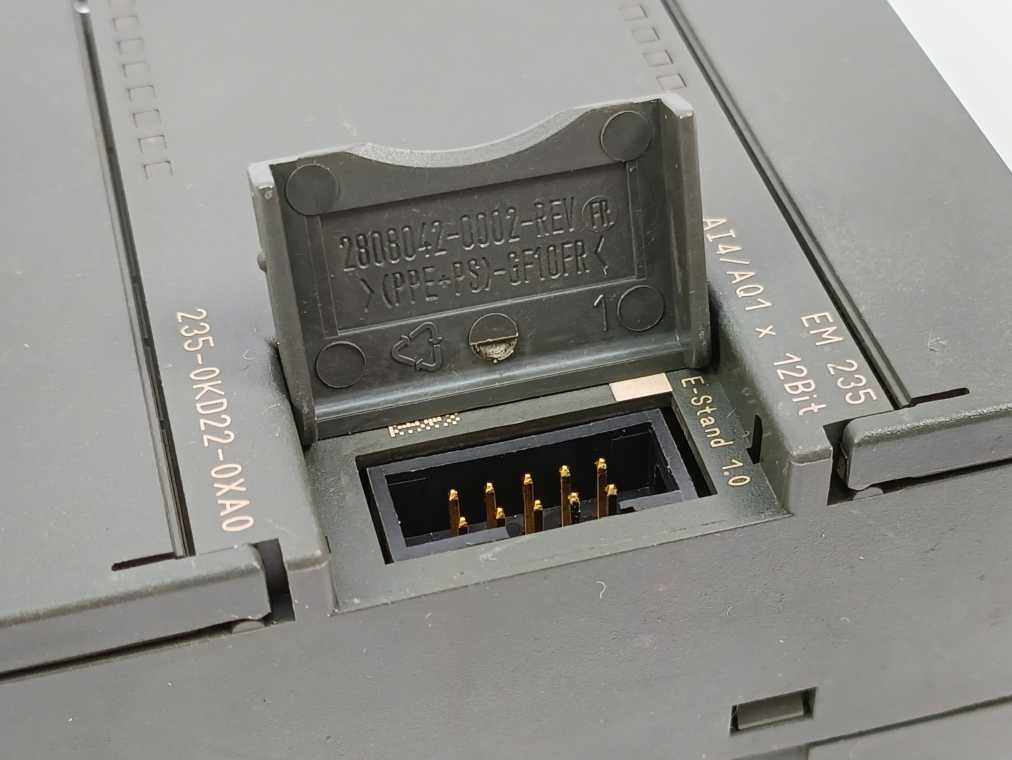 Siemens 6ES7235-0KD22-0XA0 SIMATIC S7-200, analog I/O EM 235