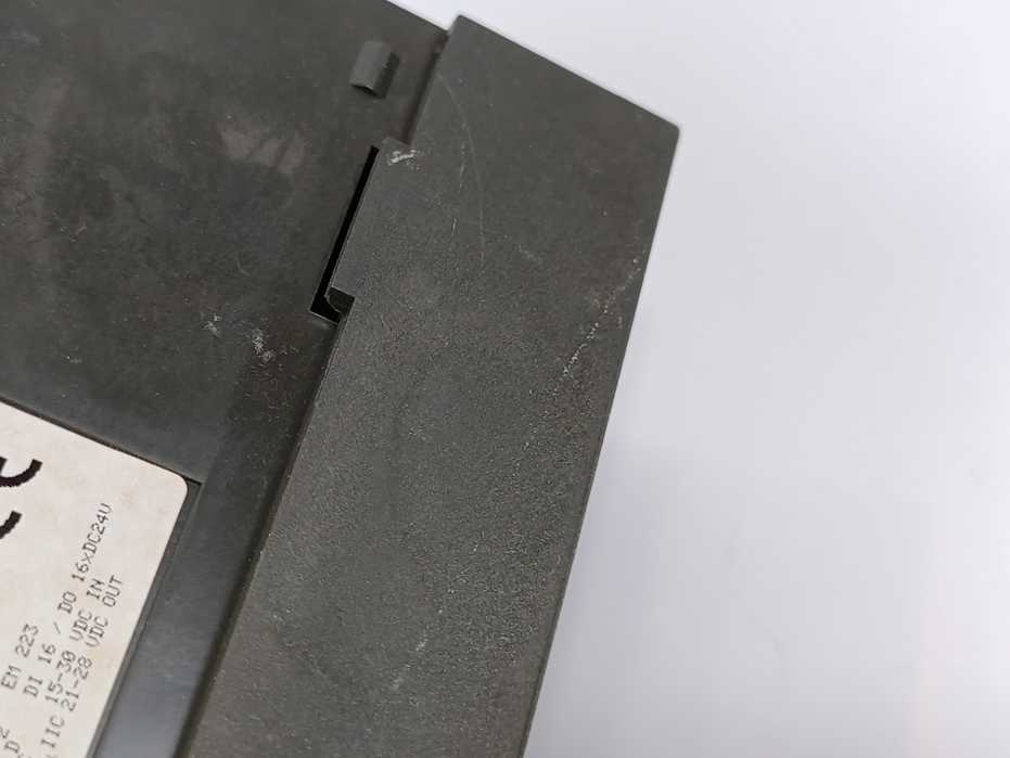 Siemens 6ES7 223-1BL22-0XA0 SIMATIC S7-200, EM 223 Digital I/O