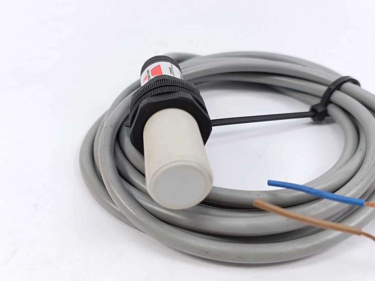 Carlo Gavazzi CA18CLF08TO Proximity Sensor 20 - 250 VAC