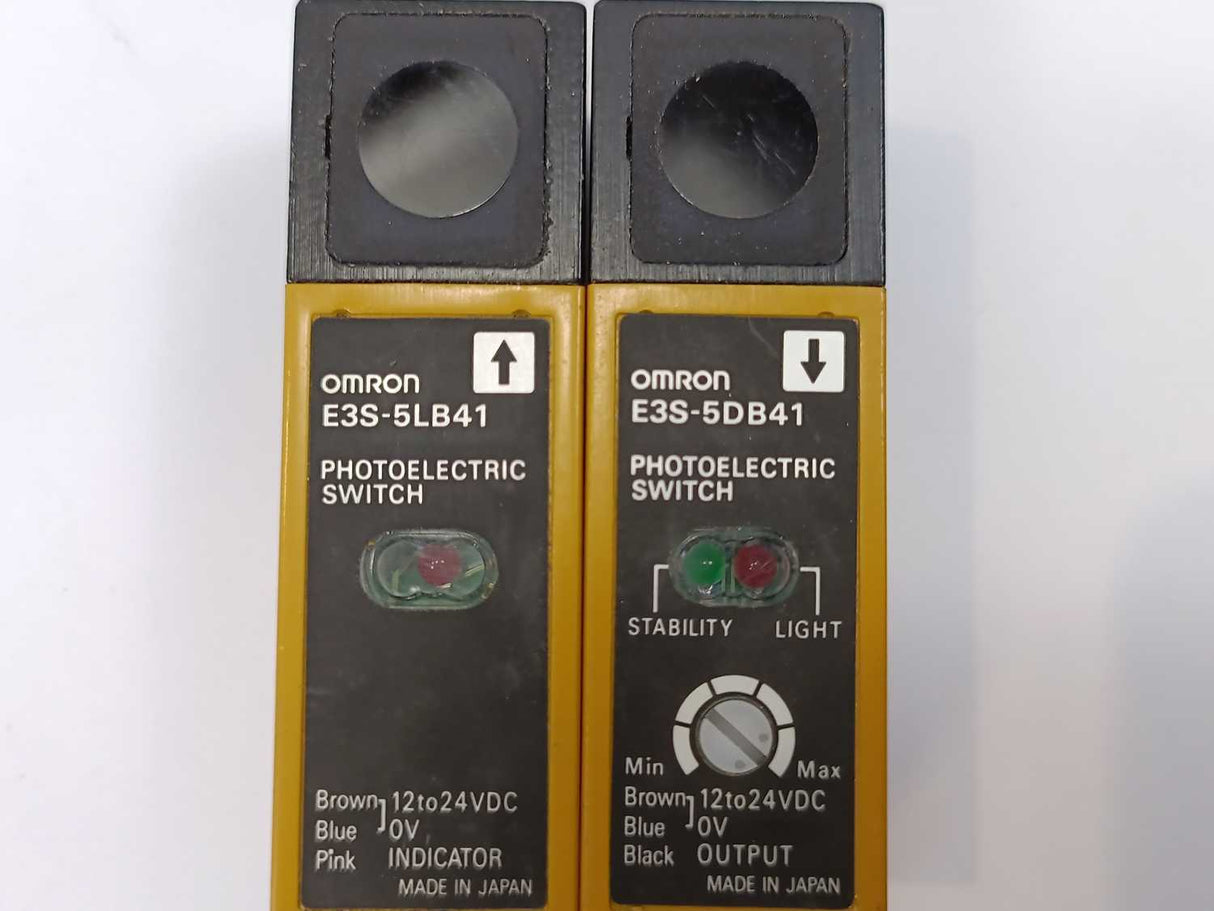 OMRON E3S-5B41 Photoelectric Switch, 12 to 24 VDC