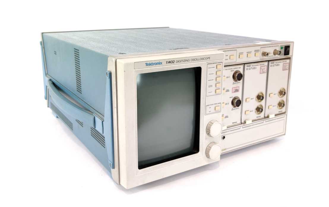 Tektronix 11402 Digitizing oscilloscope with 11A16, 11A32 modules