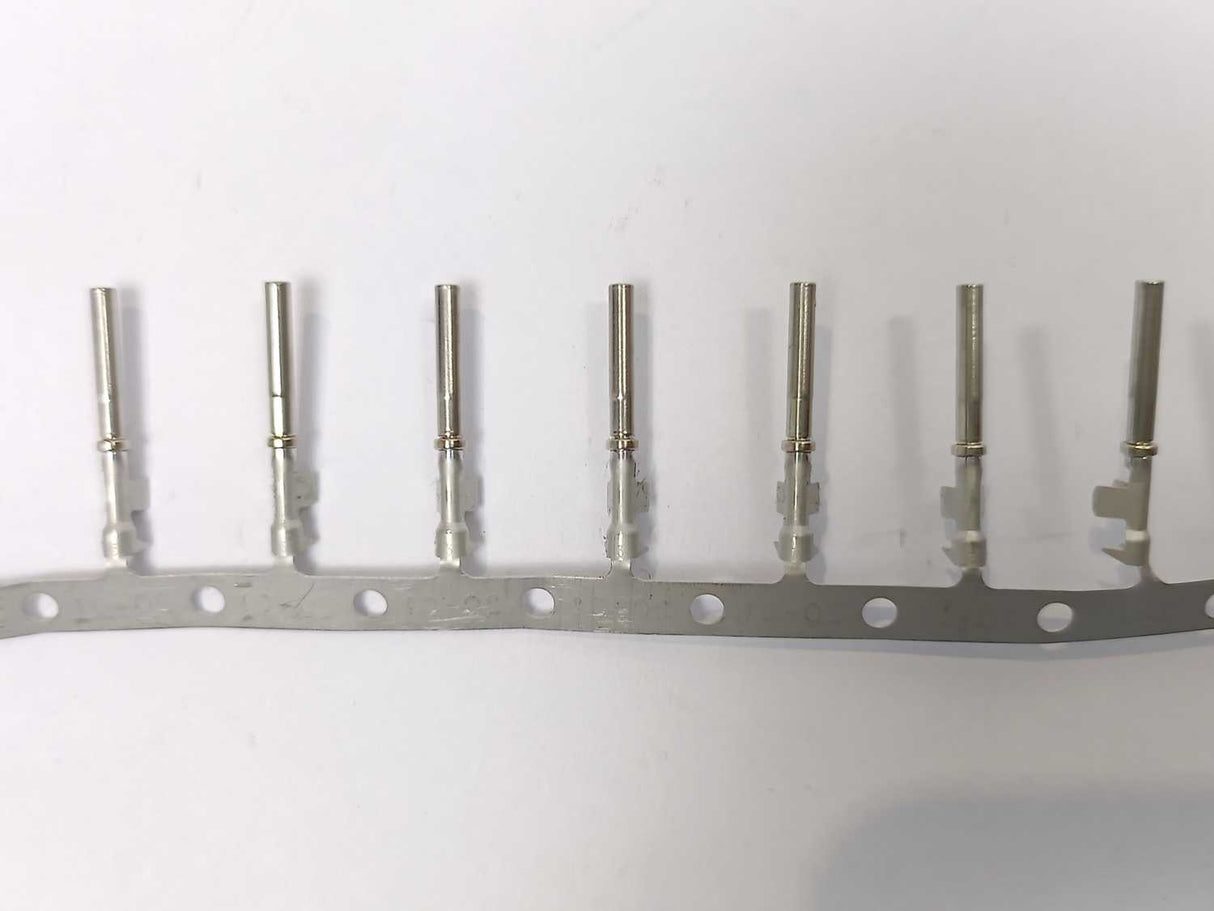 TE Connectivity 1062-16-0644 Deutch Socket Terminal Roll. Roughly 900pcs.