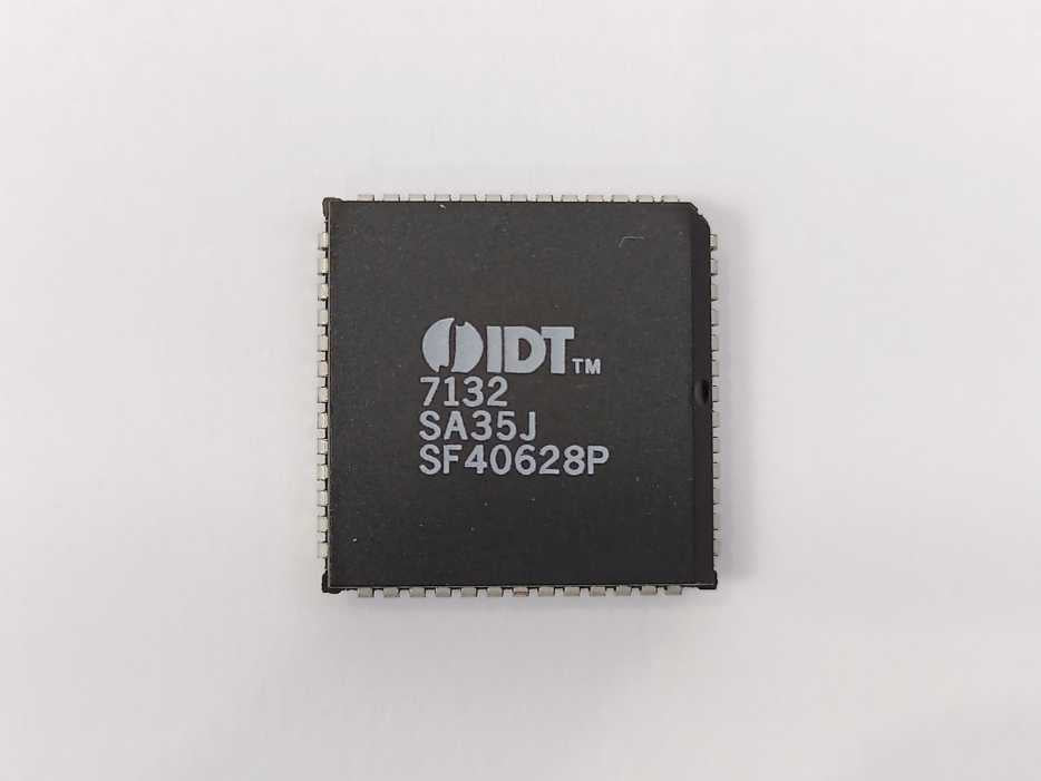 IDT 7132SA35J 2K x 8 Dual-Port RAM. Batch of 10 pcs.