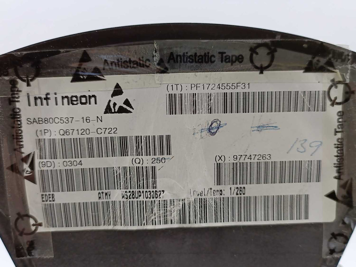 Infineon SAB80C537-16-N 8-Bit Microcontroller 16MHz. Spool of 108 pcs.