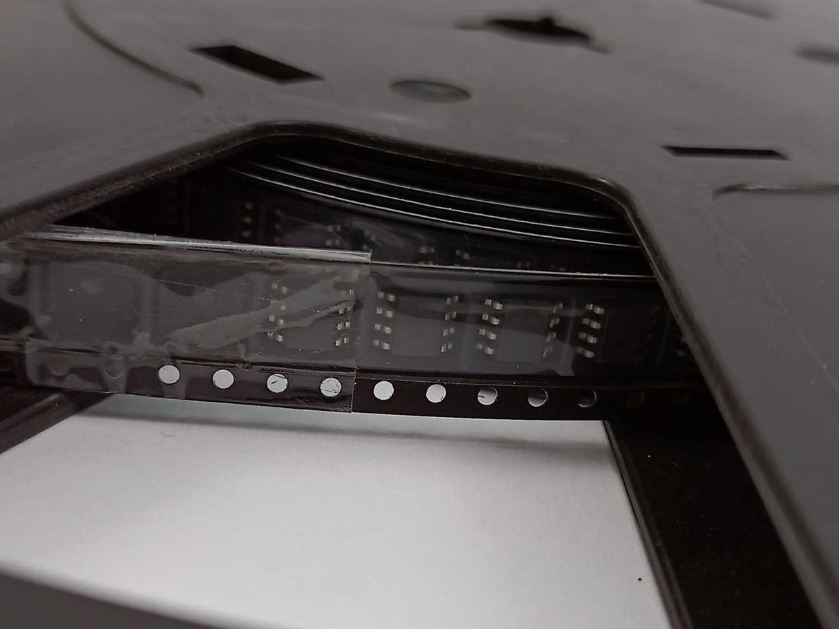 Vishay SI9945AEY-T1-E3 MOSFET. Spool of 200 pcs.