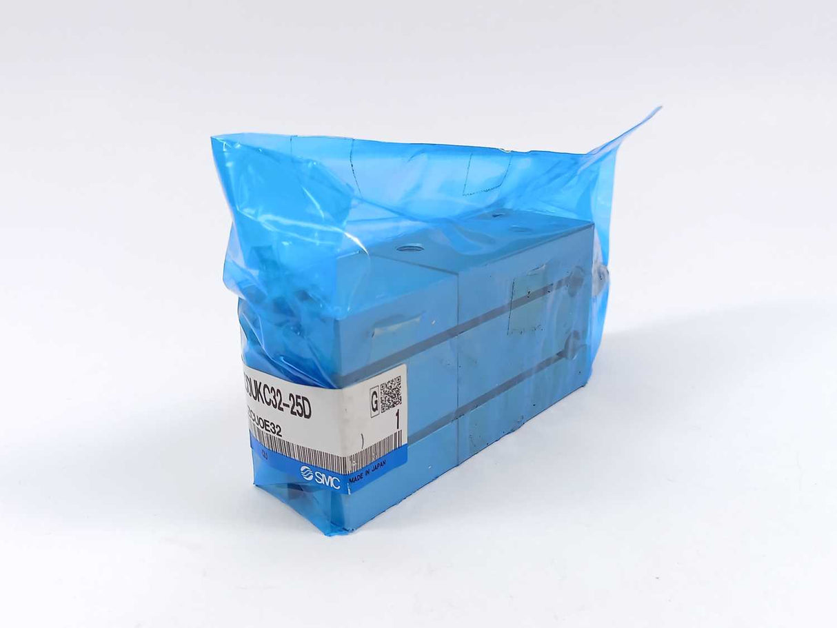 SMC Pneumatics ZCDUKC32-25D Pneumatic Finger Cylinder