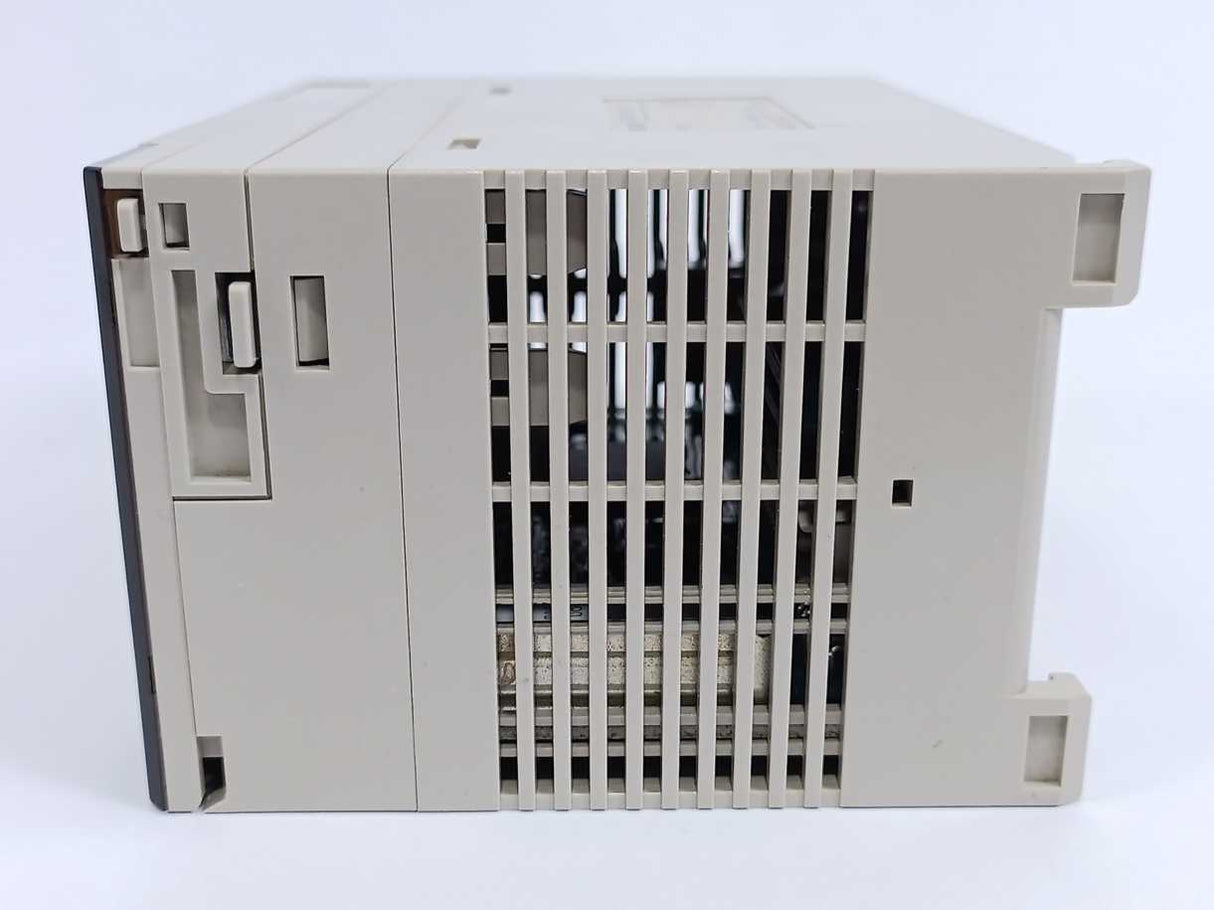 OMRON C200HX-CPU64 SYSMAC C200HX Programmable Controller CPU64