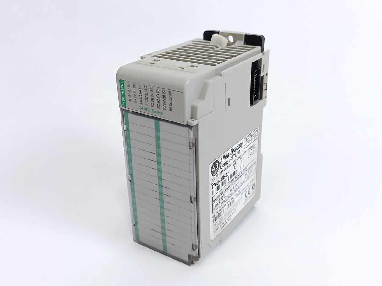 AB 1769-OB32 Ser. A Sourcing Output Module