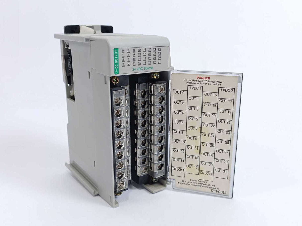 AB 1769-OB32 Ser. A Sourcing Output Module