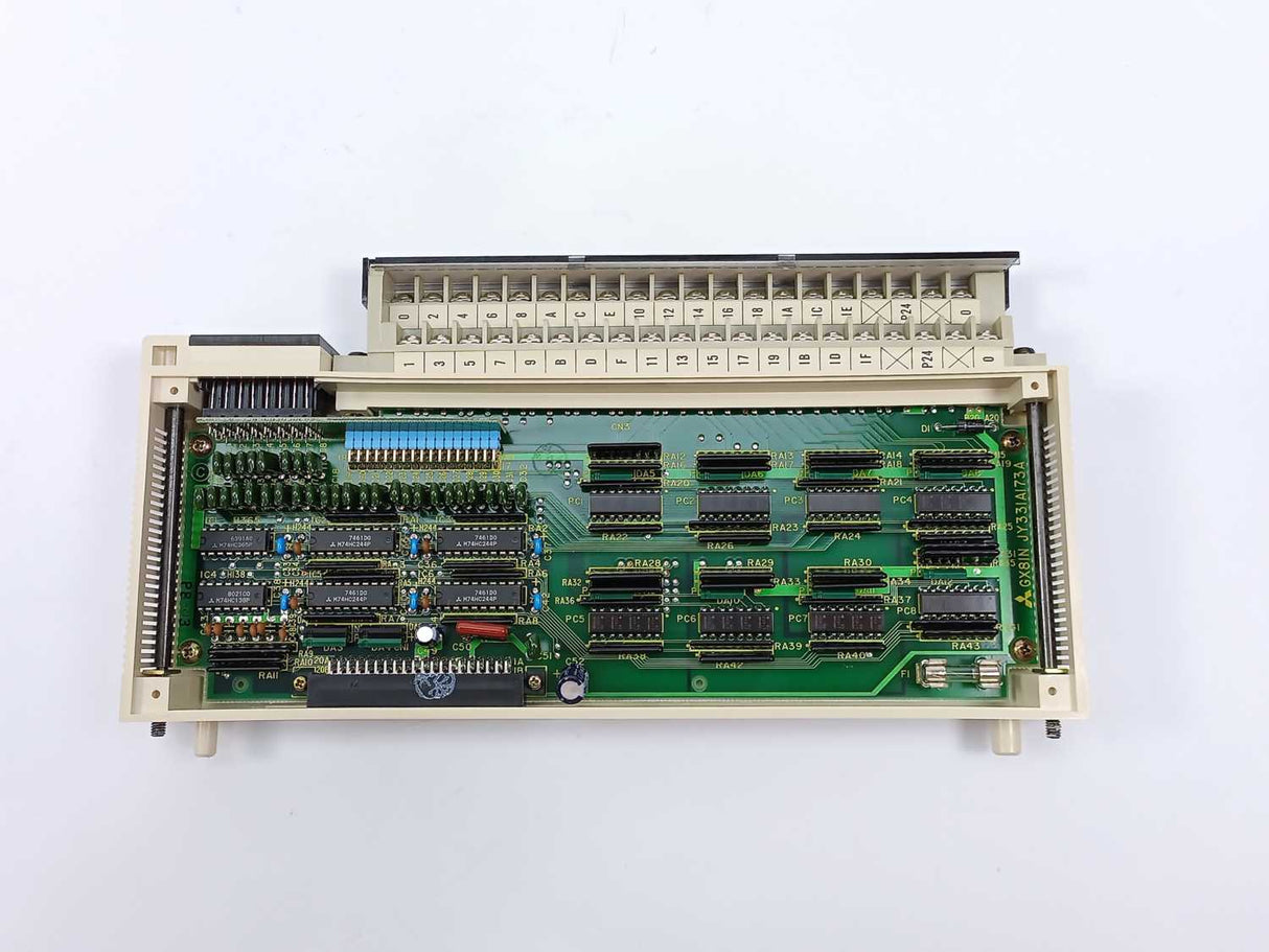 Mitsubishi GX81N MELSEC-G DC Input Source Typ Sequence Controller