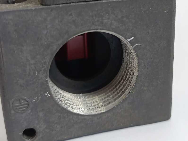 Euchner NZ1VZ-528E3VSE09 Safety switch NZ.VZ.VSE, cable entry M20 x 1.5