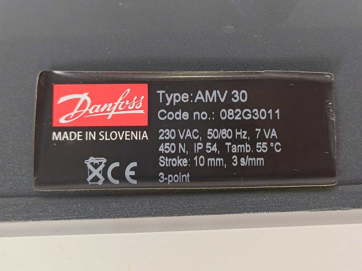 Danfoss 082G3011 AMV 30 Electrical Actuator, 230VAC