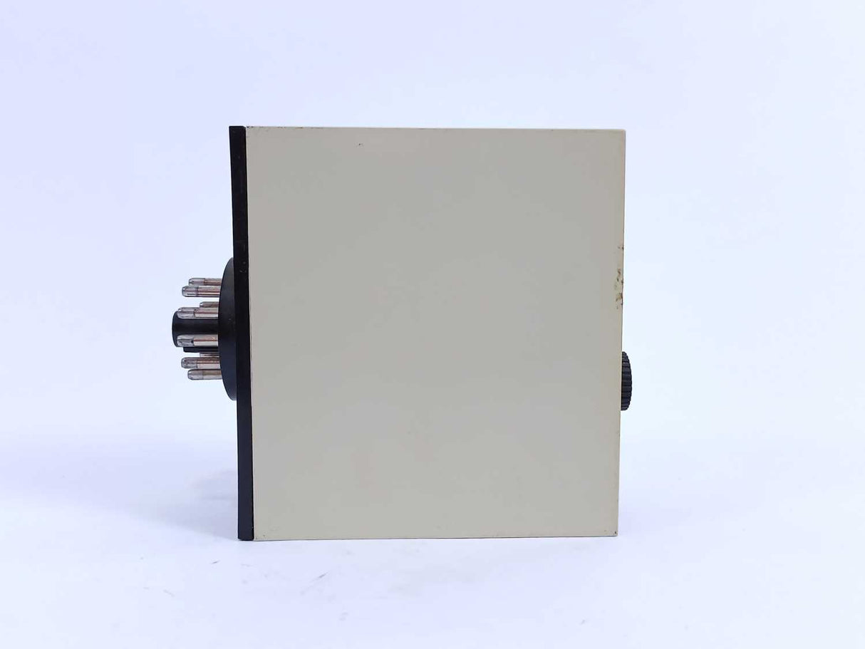 Electromatic SA 205 220 S-System Delay On Operate Timer 3-60 sec.
