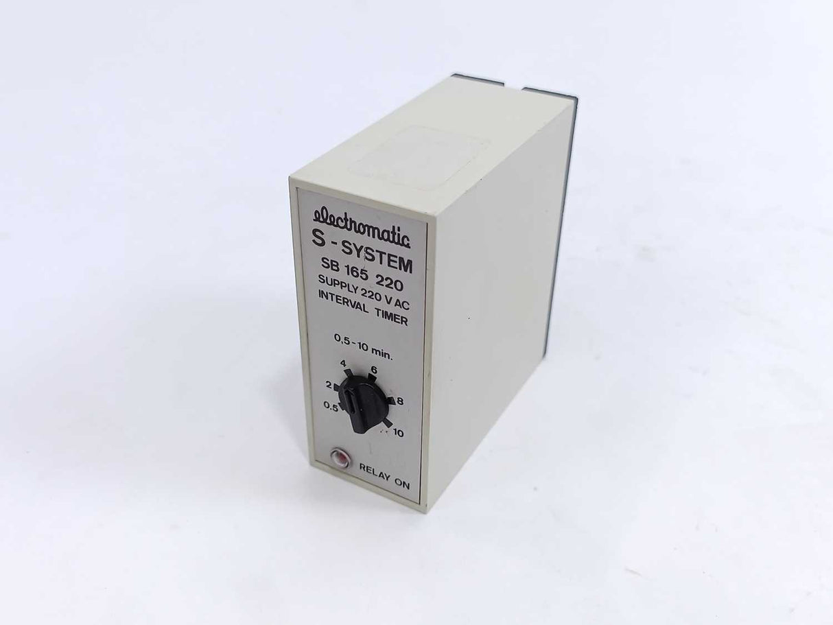 Electromatic SB 165 220 Interval Timer. 0,5-10 min.